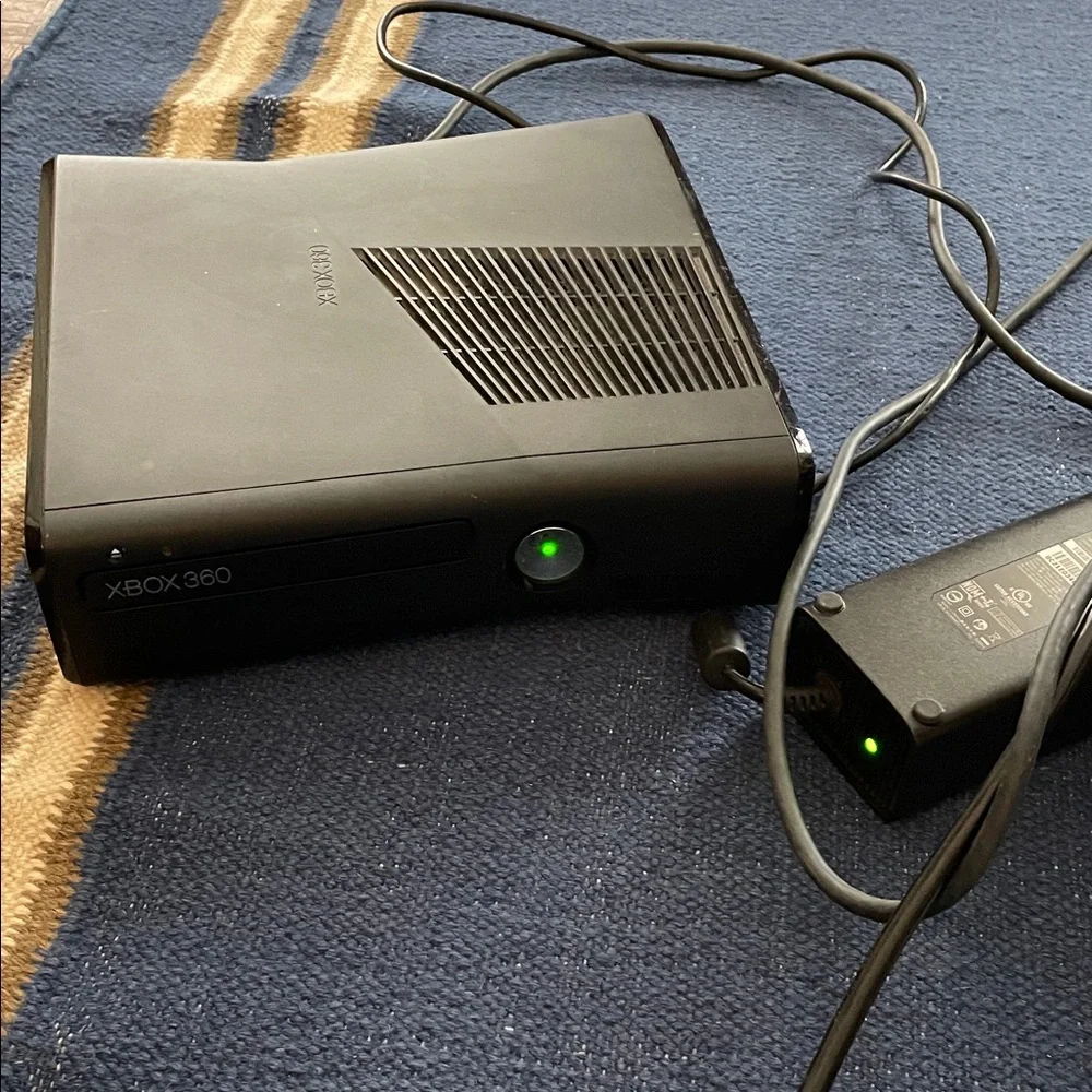 X box 360 Black Console game set with 2 controllers